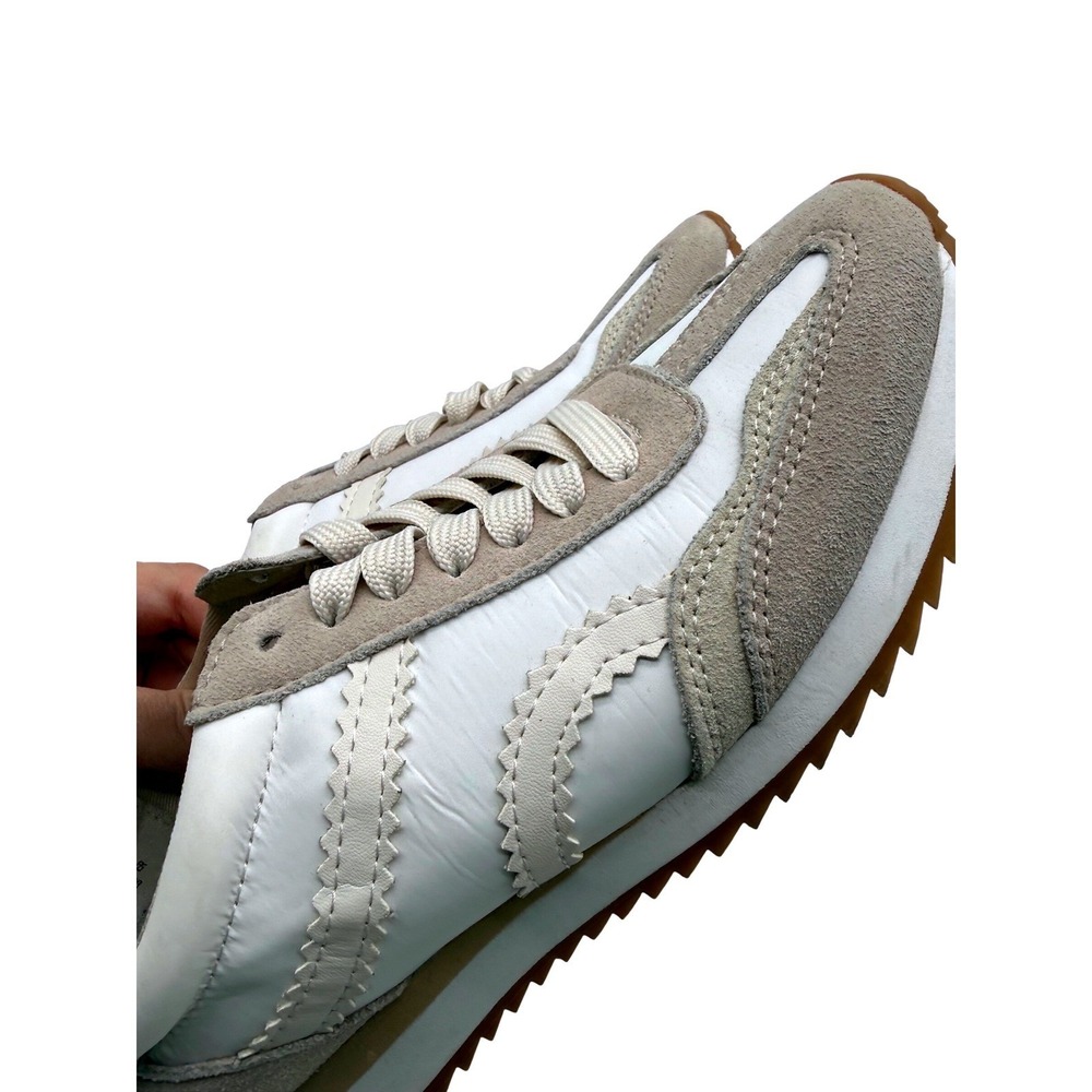 Dolce Vita Emely Sneakers Womens 8 White Beige Good Scalloped‎ Suede Leather